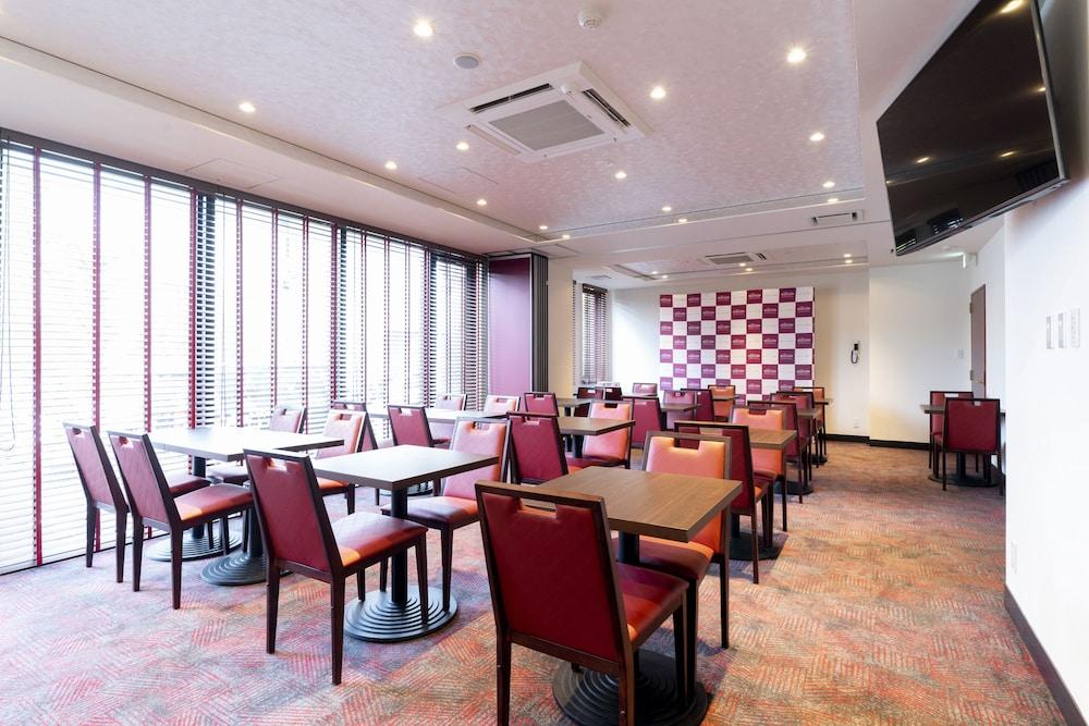 轻井泽町罗索酒店 3*