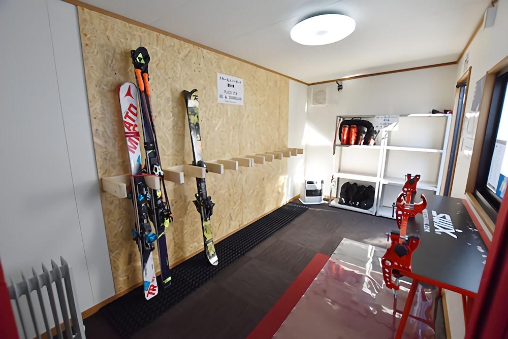 ホテル ホテルロッソ軽井沢 3*